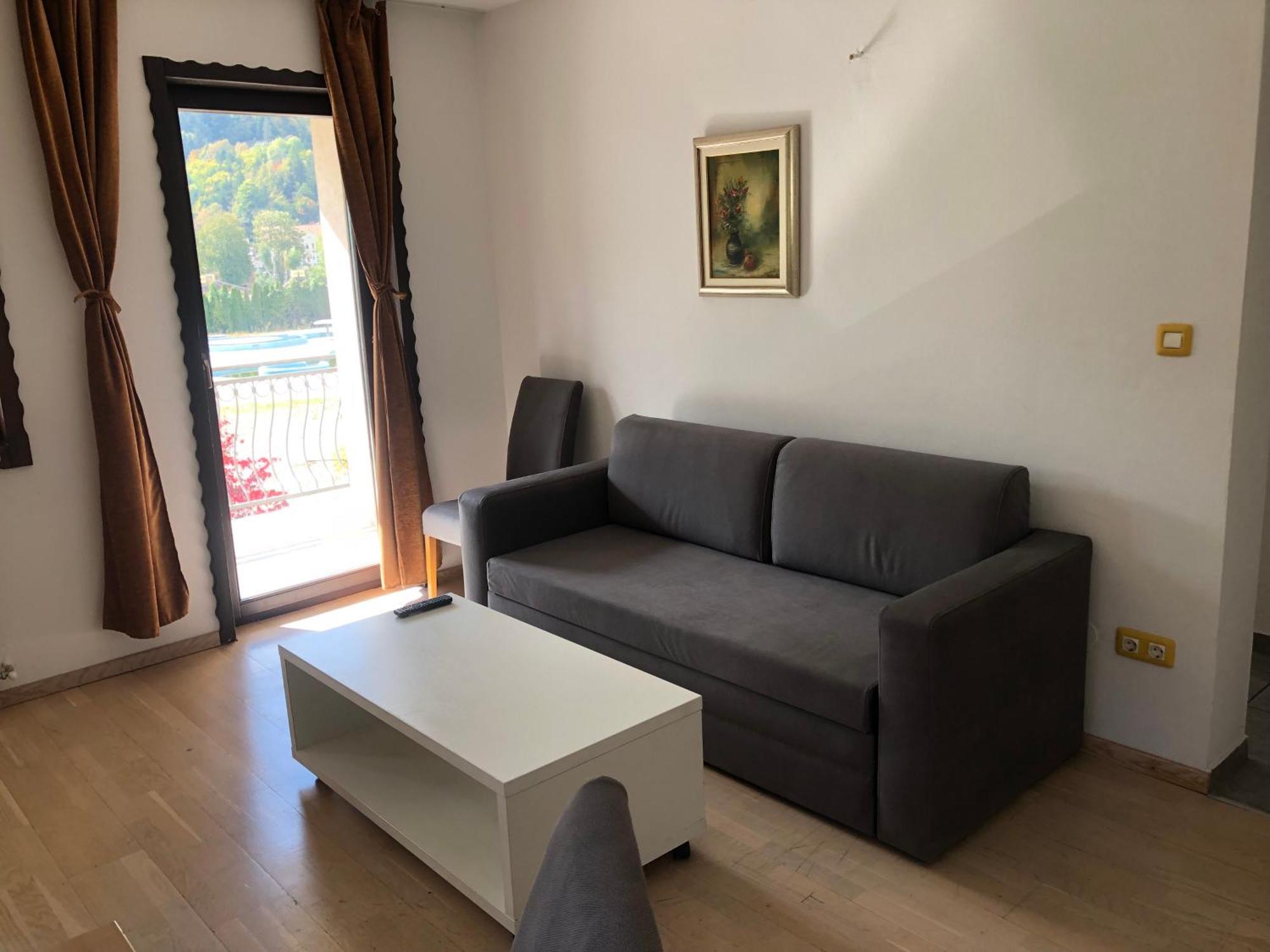 Green Oaza Apartment フォイニツァ エクステリア 写真